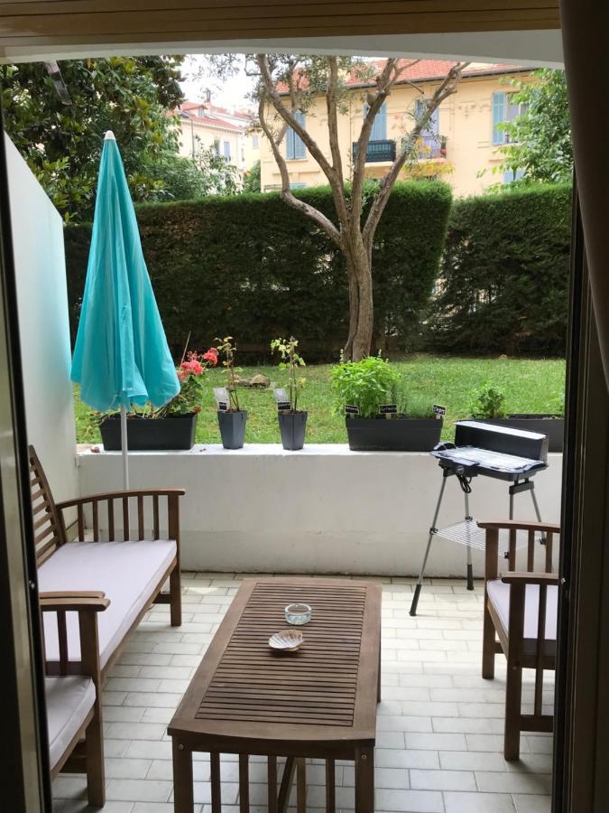 Superbe Studio Terrasse Centre Ville Et Plages A Pieds Cannes Ngoại thất bức ảnh